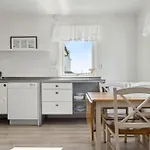 Vakantiehuis Valen House, Reine